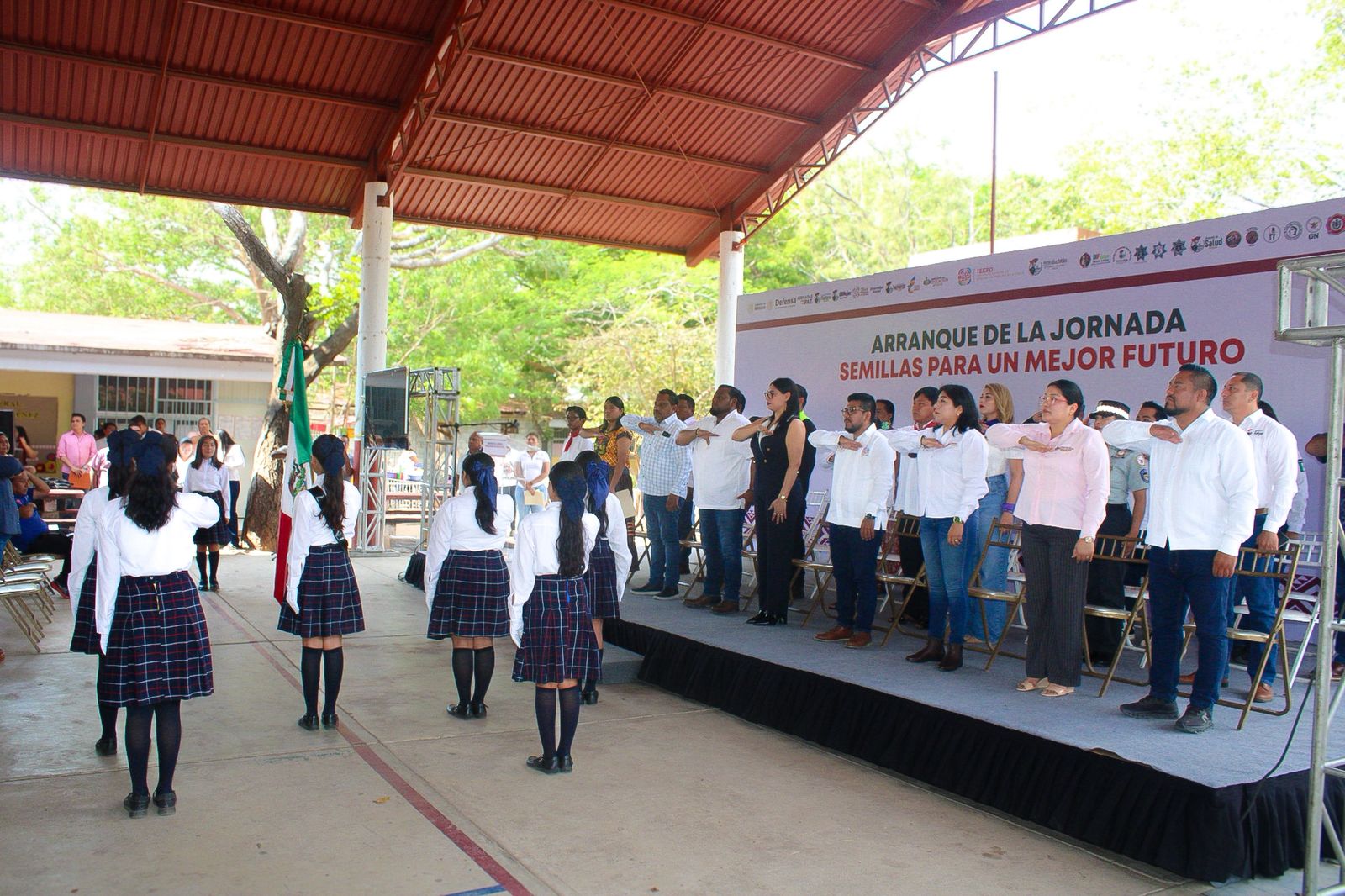 Inicia en Juchitán de Zaragoza jornada “Semillas para un mejor futuro” con participación del IEEPO y autoridades de los tres órdenes de gobierno