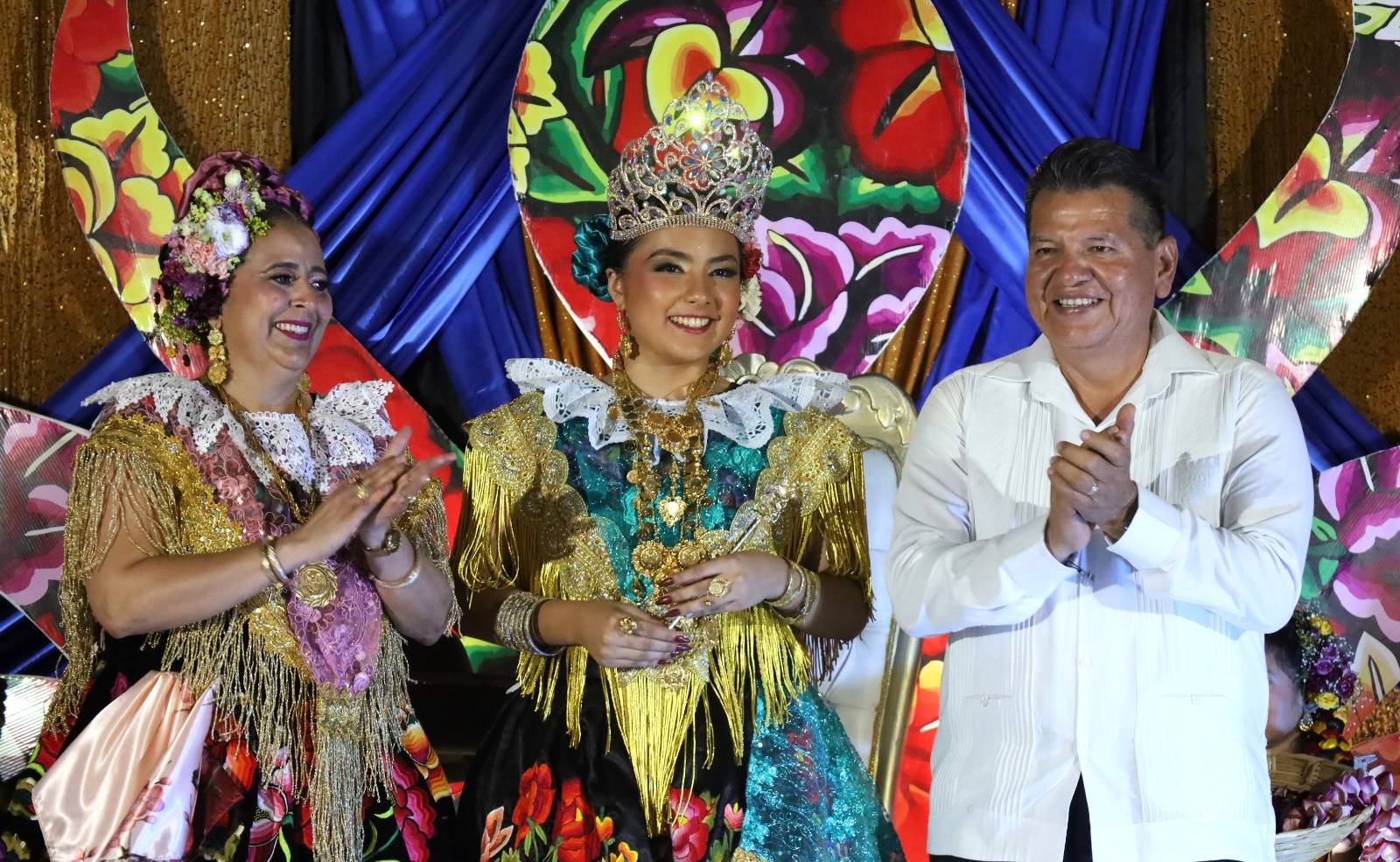 Coronan a Lía I como Reina de la Fiesta Pueblo Salina Cruz 2026