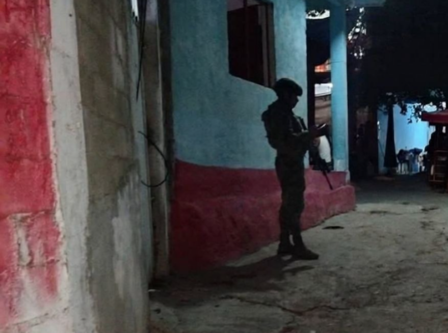 Riña entre vecinos termina en homicidio en Puerto Escondido