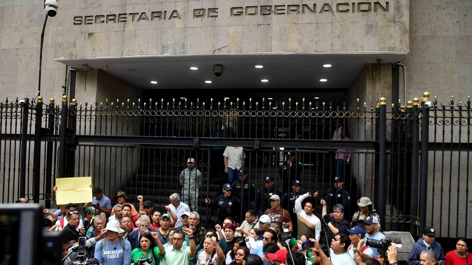 Exigen maestros de la CNTE abrogación inmediata de la Ley del ISSSTE