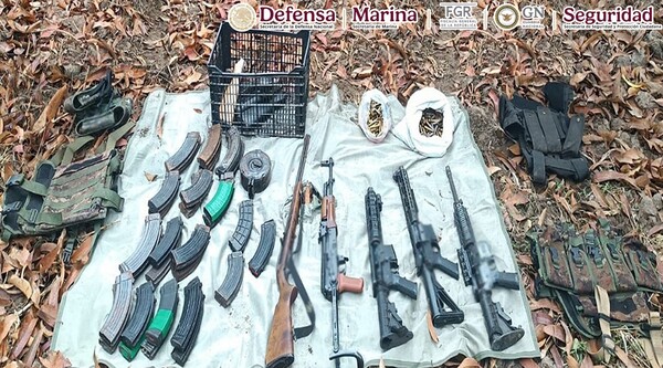 En Sinaloa, autoridades federales y estatales detienen a 11 generadores de violencia, aseguran armamento y explosivos
