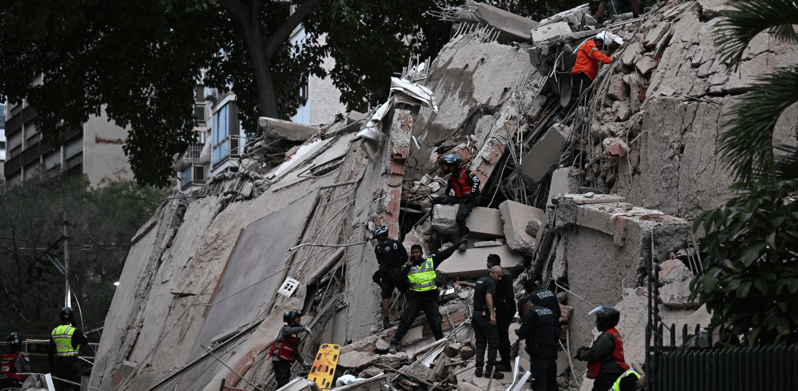 Sacude fuerte sismo de 7.1 magnitud la costa central de Venezuela