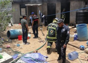 Controla Protección Civil Municipal de Oaxaca de Juárez incendio en vivienda del barrio El Coquito