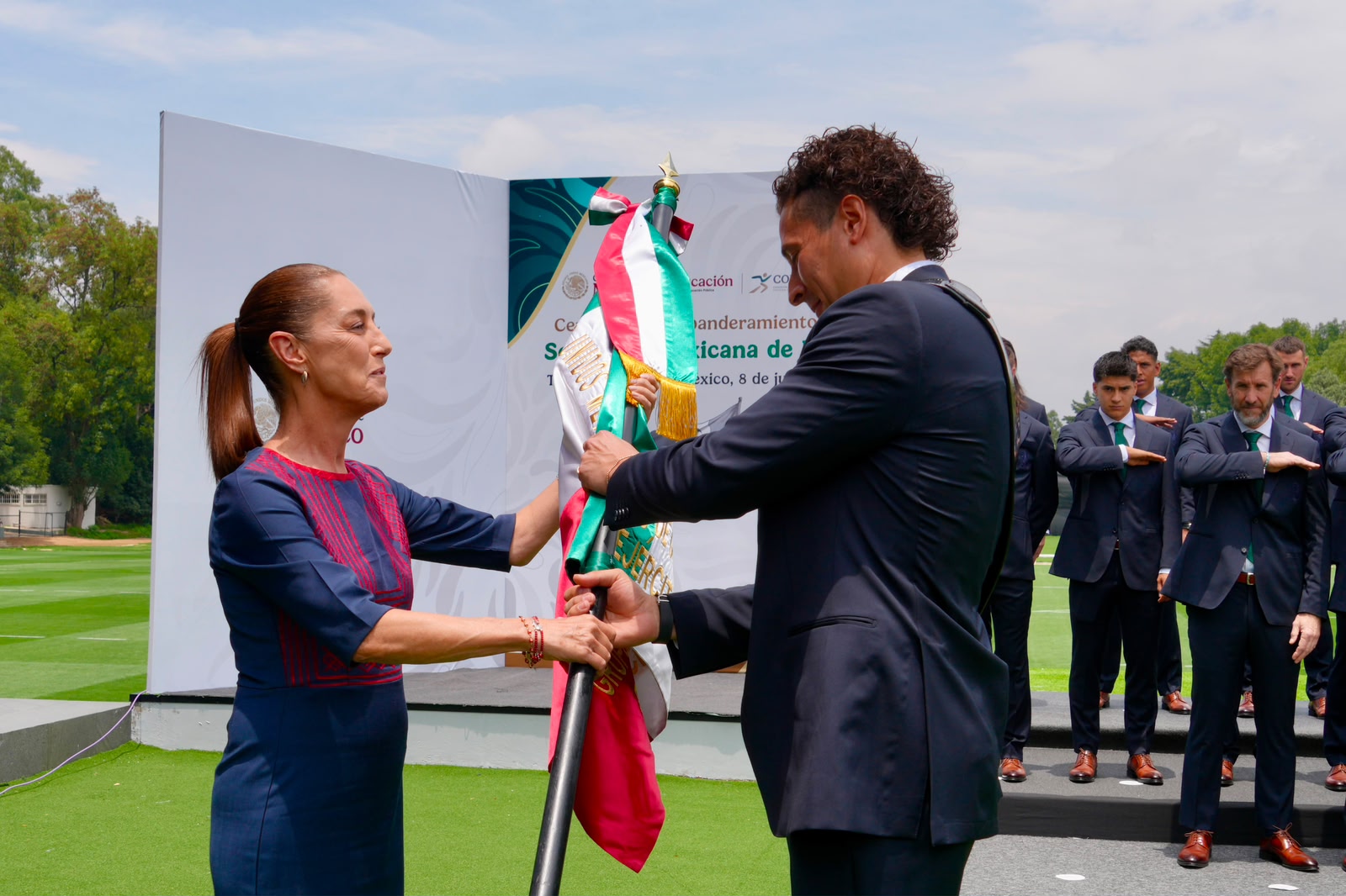 Sheinbaum abandera a la Selección Mexicana rumbo al Mundial 2026