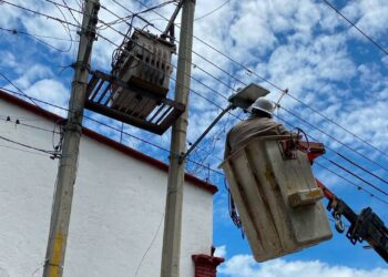 Oaxaca de Juárez ilumina sus calles para fortalecer la seguridad en beneficio de sus vecinas y vecinos