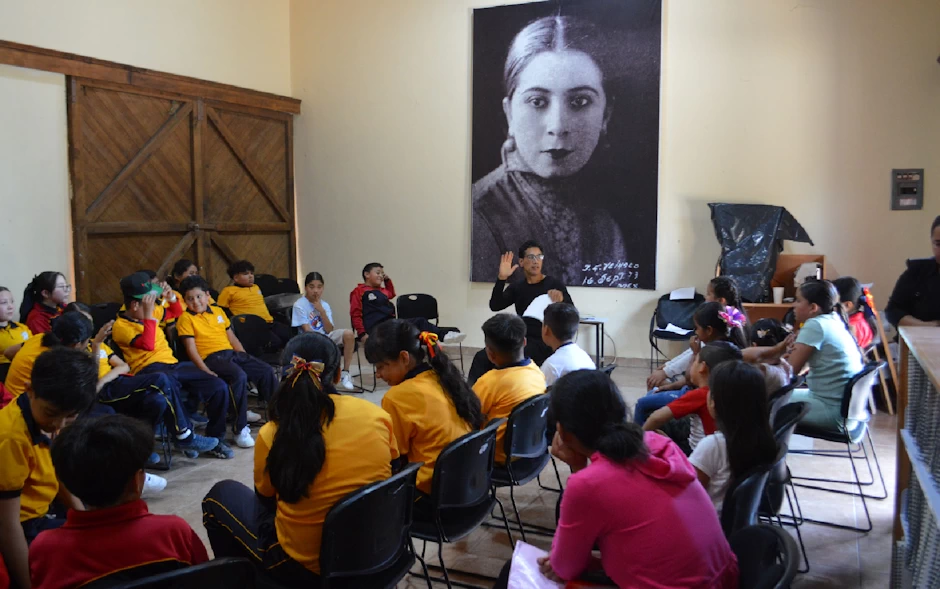 Desafía Maximiliano Grego la idea tradicional de creatividad en los niños