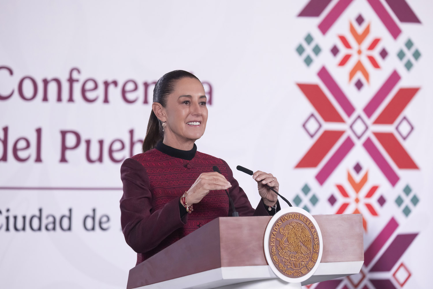 Insiste Sheinbaum en escuelas deportivas con la FMF
