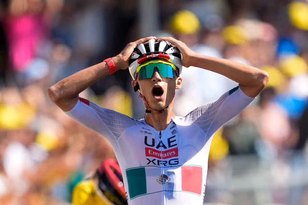 Escala Isaac del Toro al tercer lugar general del Tour de Francia