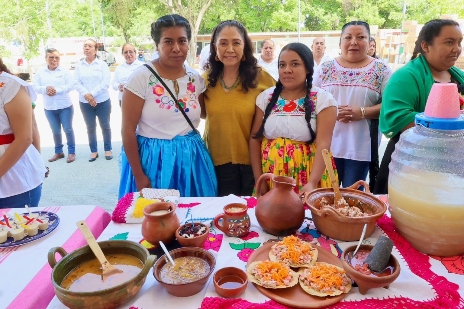 Entrega DIF Oaxaca equipamientos Cocina Saludable para fortalecer la alimentación de la niñez en Valles Centrales