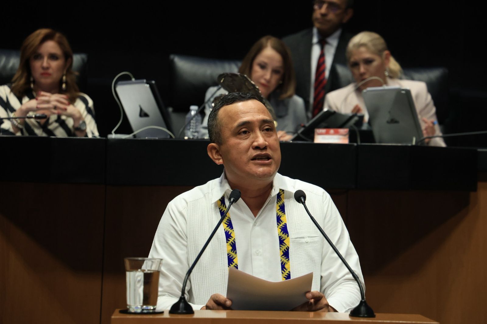 Reordenamiento del transporte público concesionado, motivo de la guerra sucia contra el gobernador, denuncia Antonino Morales Toledo