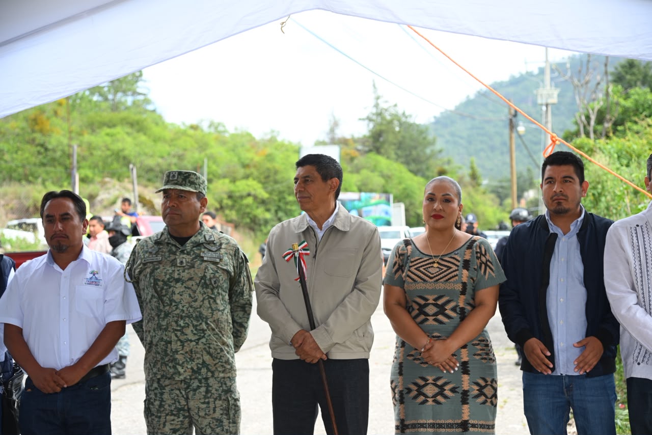 Inauguran arco de seguridad en Ixtlán de Juárez para fortalecer vigilancia en la Sierra de Oaxaca