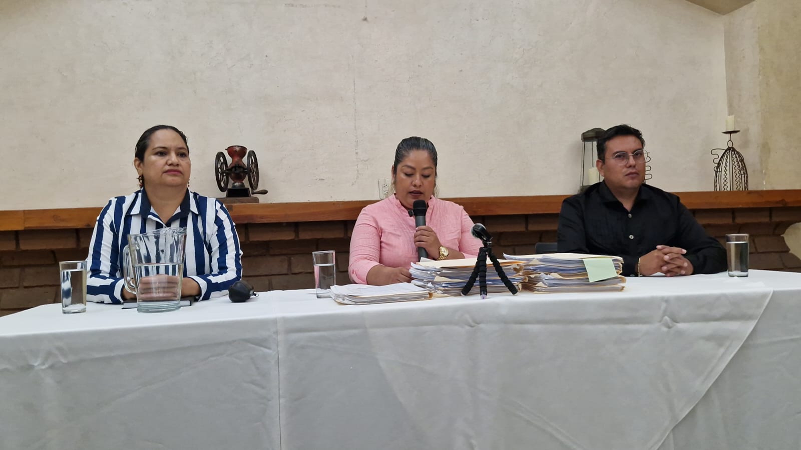 Regidores de Ocotlán de Morelos denuncian irregularidades del edil Antonio Meraz Concha