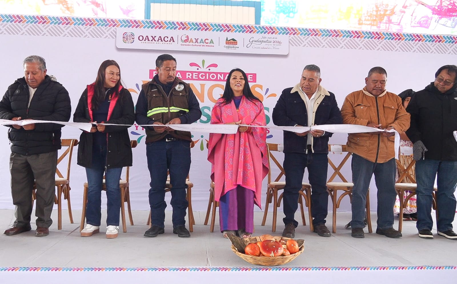 Muestra San Antonio Cuajimoloyas su riqueza biocultural en la Feria Regional de los Hongos Silvestres
